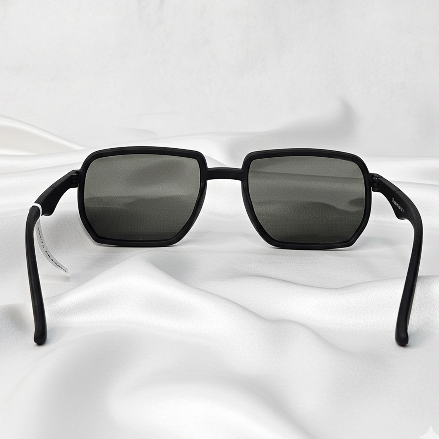 Vincent Vance - Matte Finish Sunglasses with Sleek and Stylish Looks