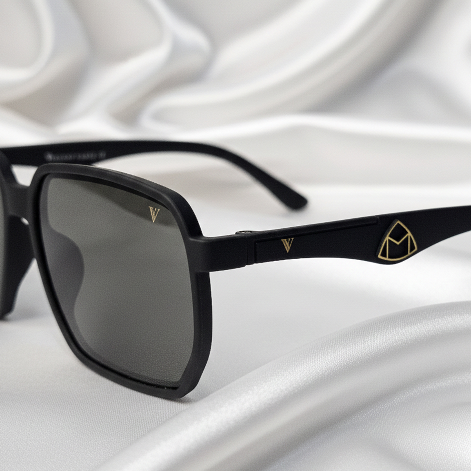 Vincent Vance - Matte Finish Sunglasses with Sleek and Stylish Looks