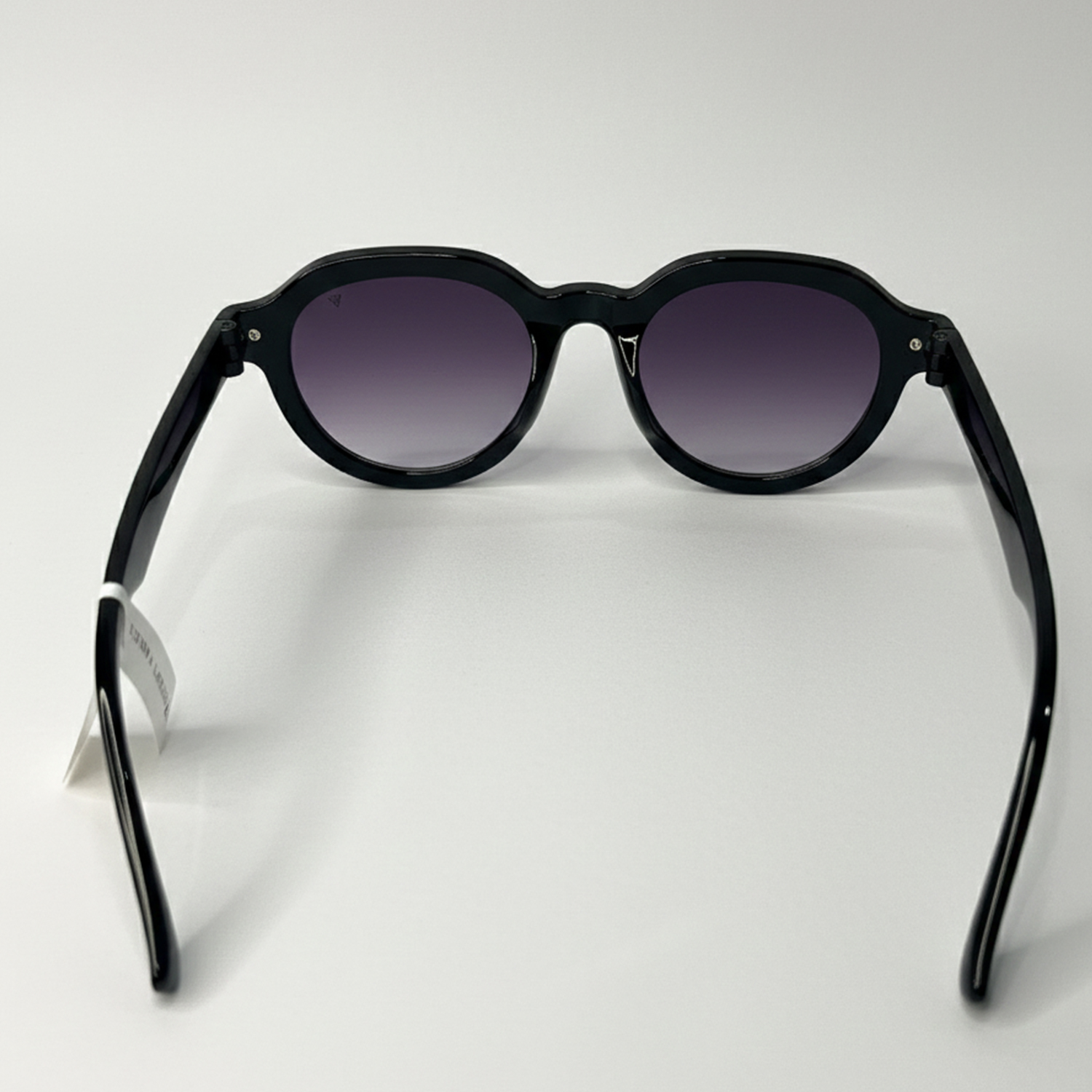 Vincent Vance Premium Round Black Trendy Gradient UV400 Lenses Sunglasses