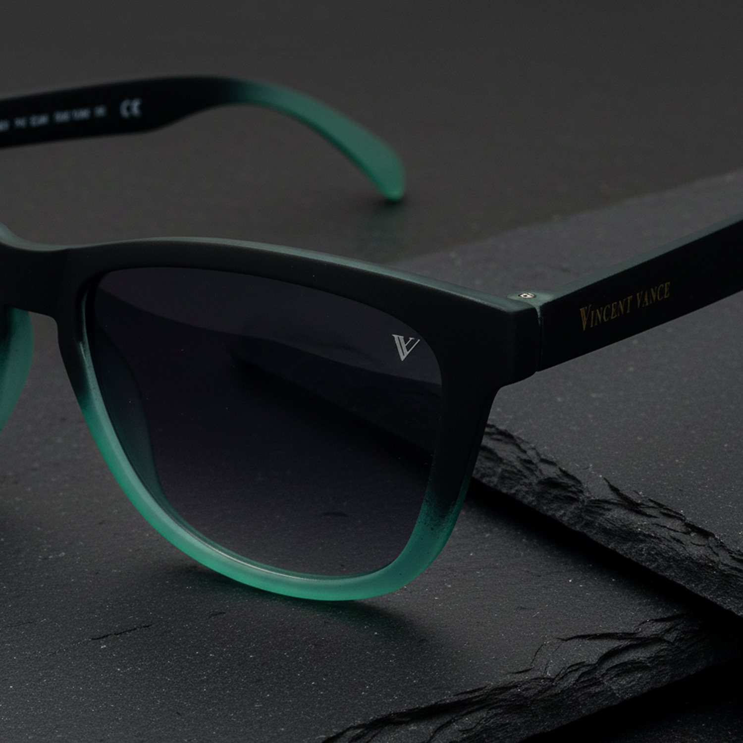 VINCENT VANCE EYEWEAR | Full Rim Square Sunglasses